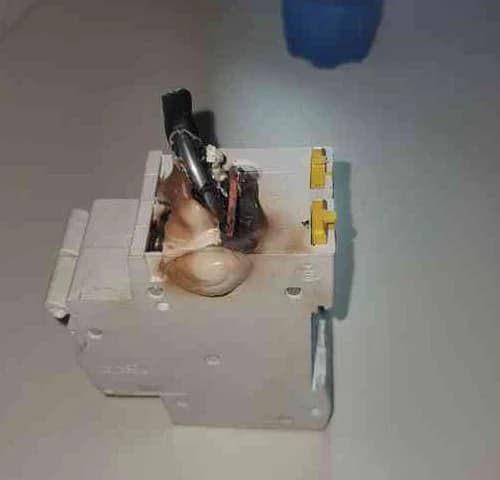 Villanyszerelő gyorsszolgálat Budapesten – hívás utáni azonnali indulás